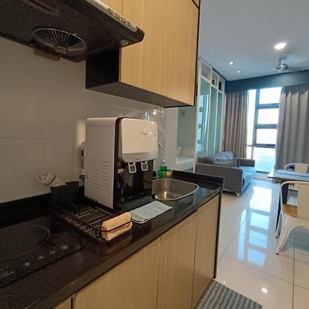 Robertson Cozy 3 Bedroom Family Suite With Netflix Куала-Лумпур Екстер'єр фото