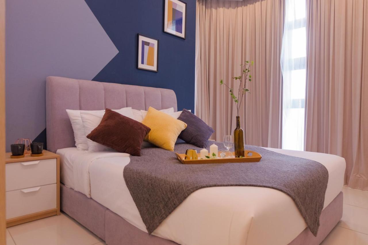 Robertson Cozy 3 Bedroom Family Suite With Netflix Куала-Лумпур Екстер'єр фото
